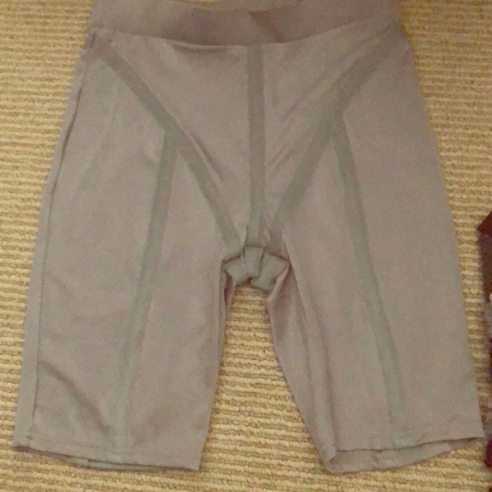 Grey fashion move biker shorts
